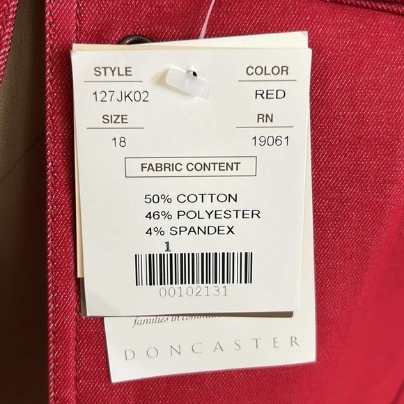 Women’s Doncaster red denim jean jacket, 18 Plus NWOT but never worn - Picture 2 of 4